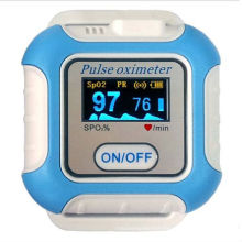 Hot Sale Wrist Bluetooth Pulse Oximeter SpO2 with Competitive Price High